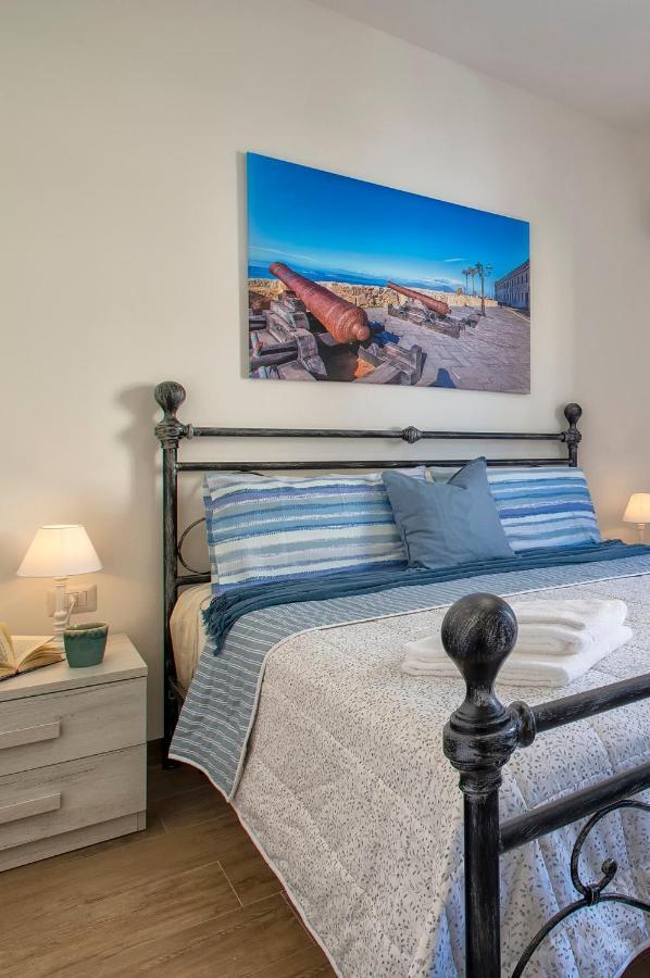 Pufferfish Apartment With Private Terrace Alghero Eksteriør bilde